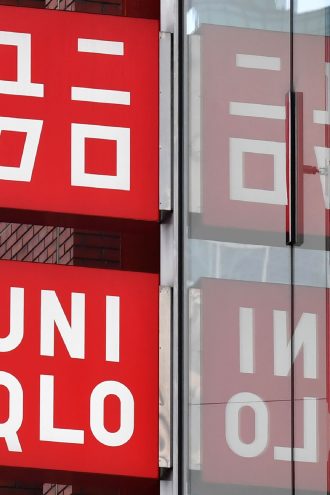 Apre in primavera Uniqlo a Milano. Invece no!